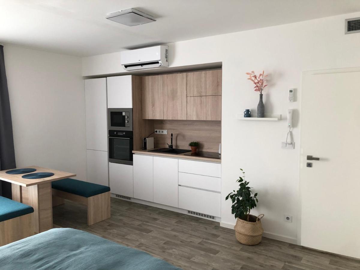 Apartman X28 米库洛夫 外观 照片