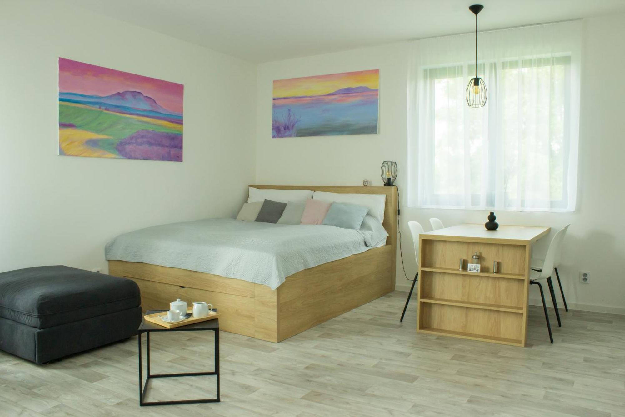 Apartman X28 米库洛夫 外观 照片