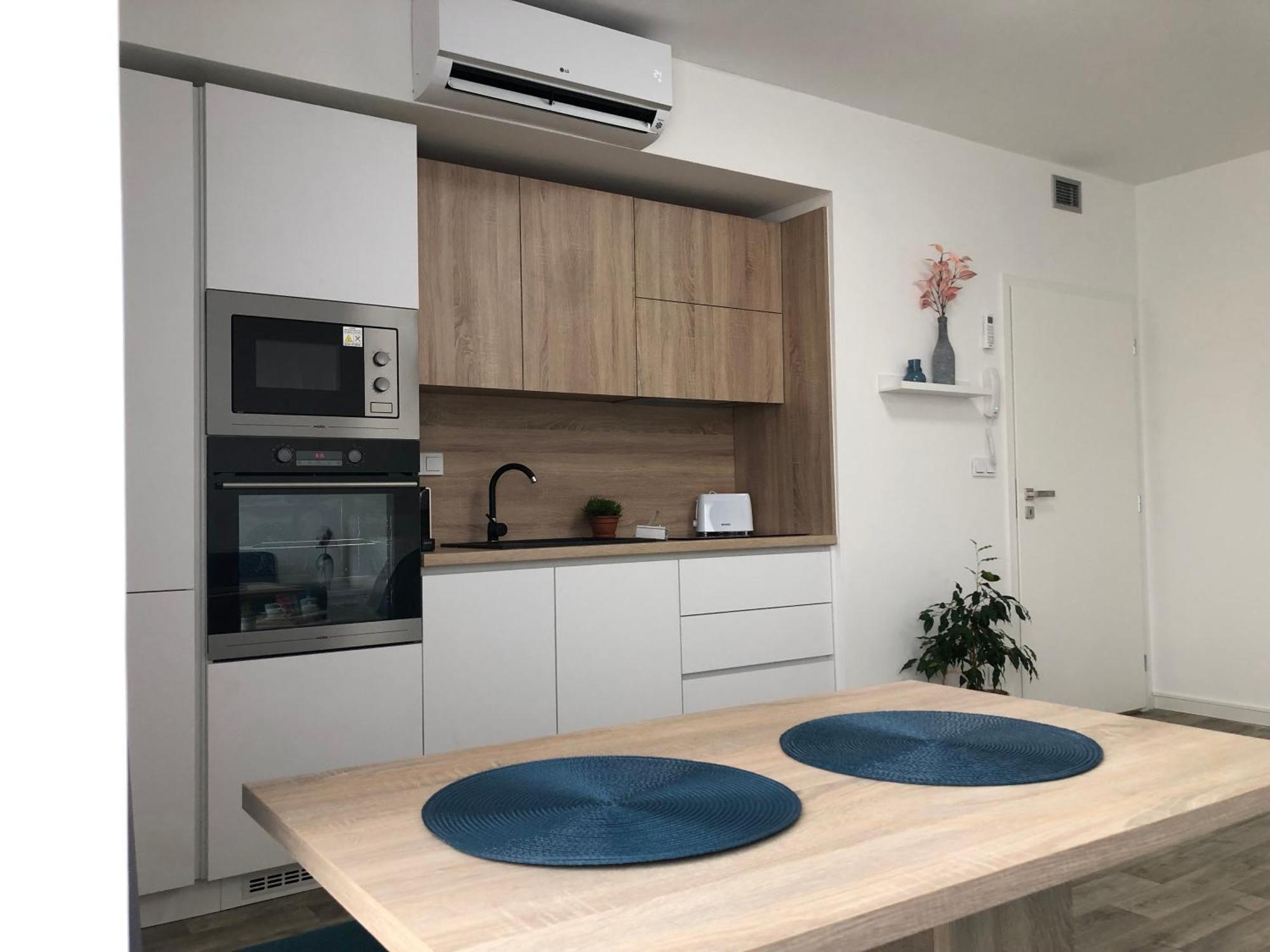 Apartman X28 米库洛夫 外观 照片