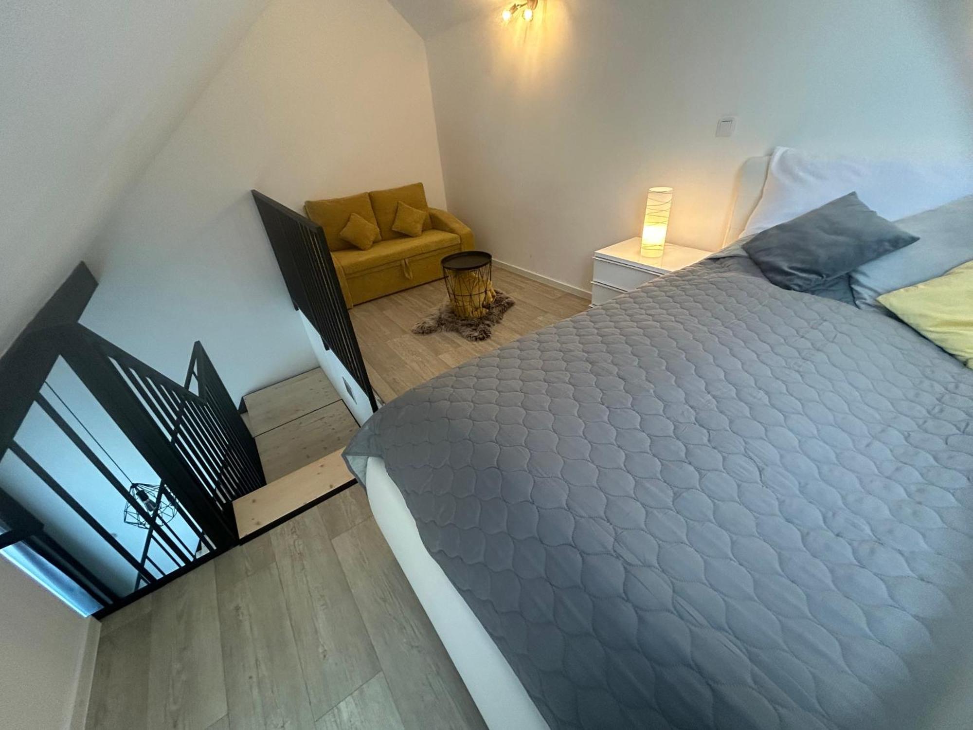 Apartman X28 米库洛夫 外观 照片